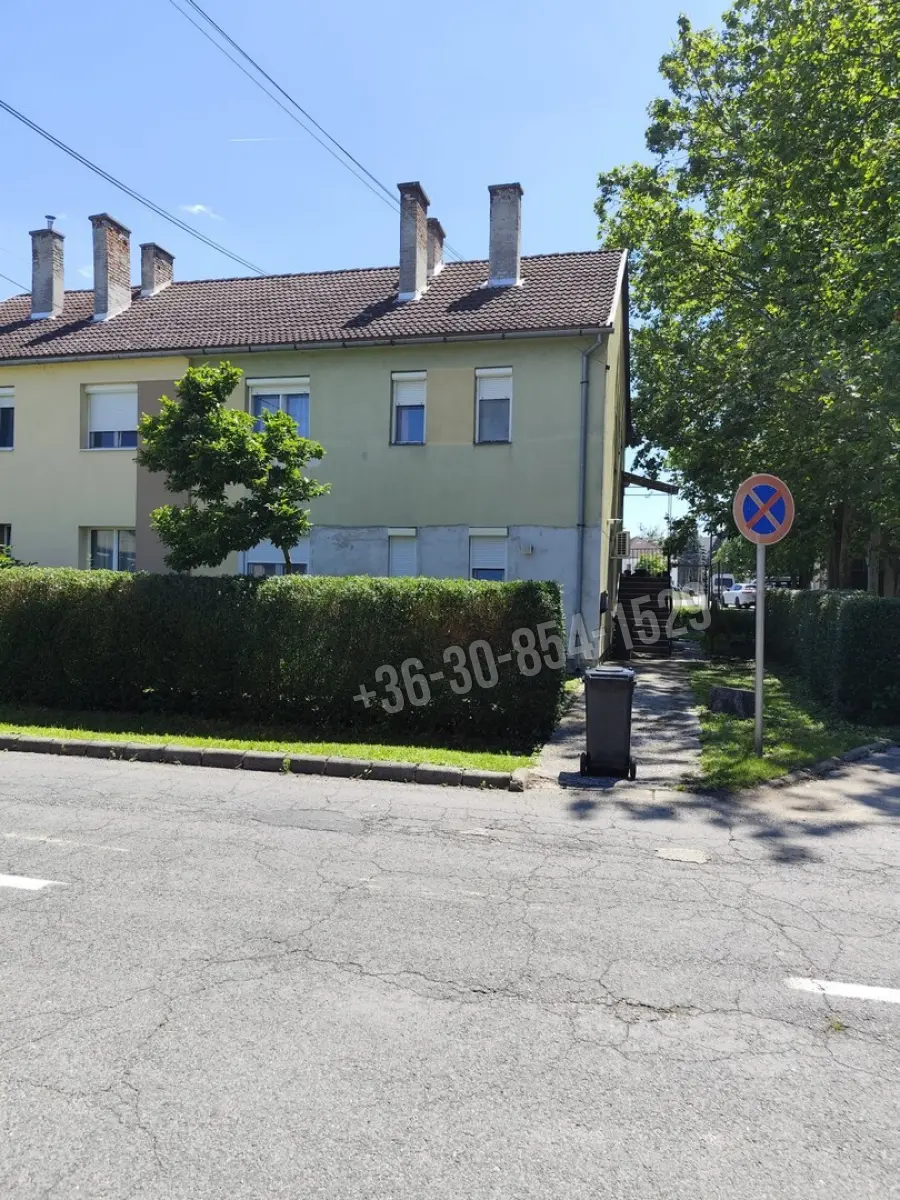 eladó téglalakás, Lenti