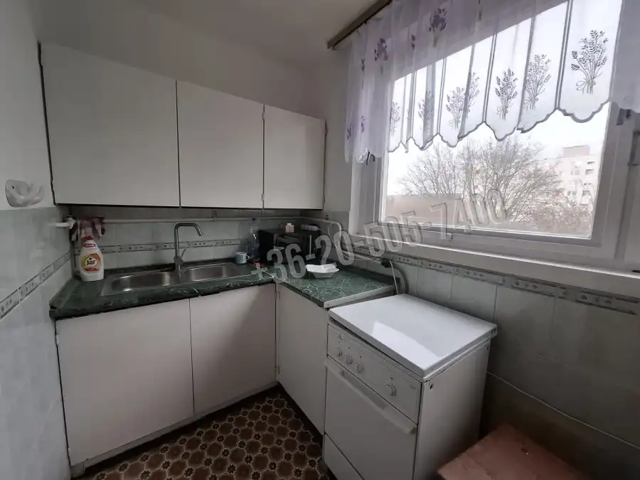 eladó téglalakás, Miskolc