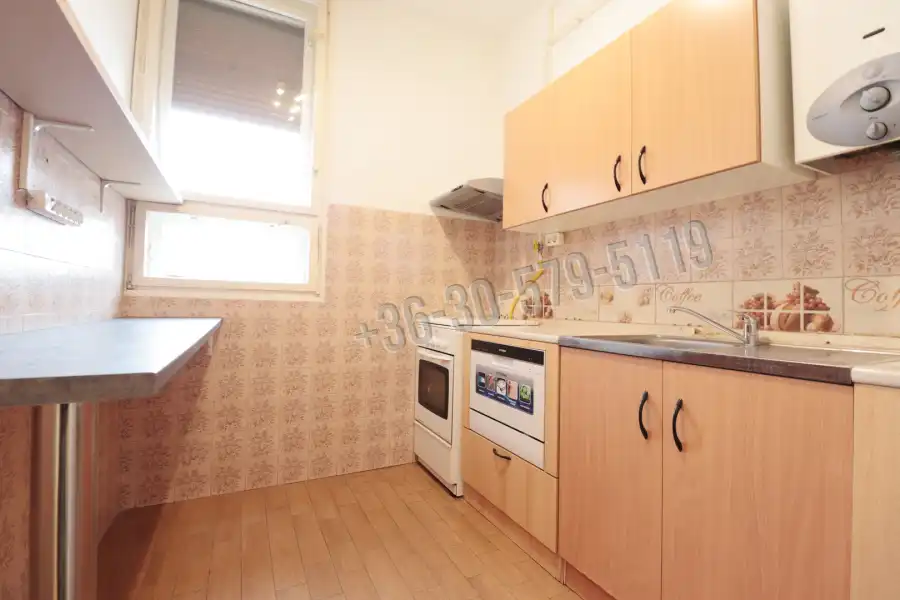 eladó téglalakás, Orosháza