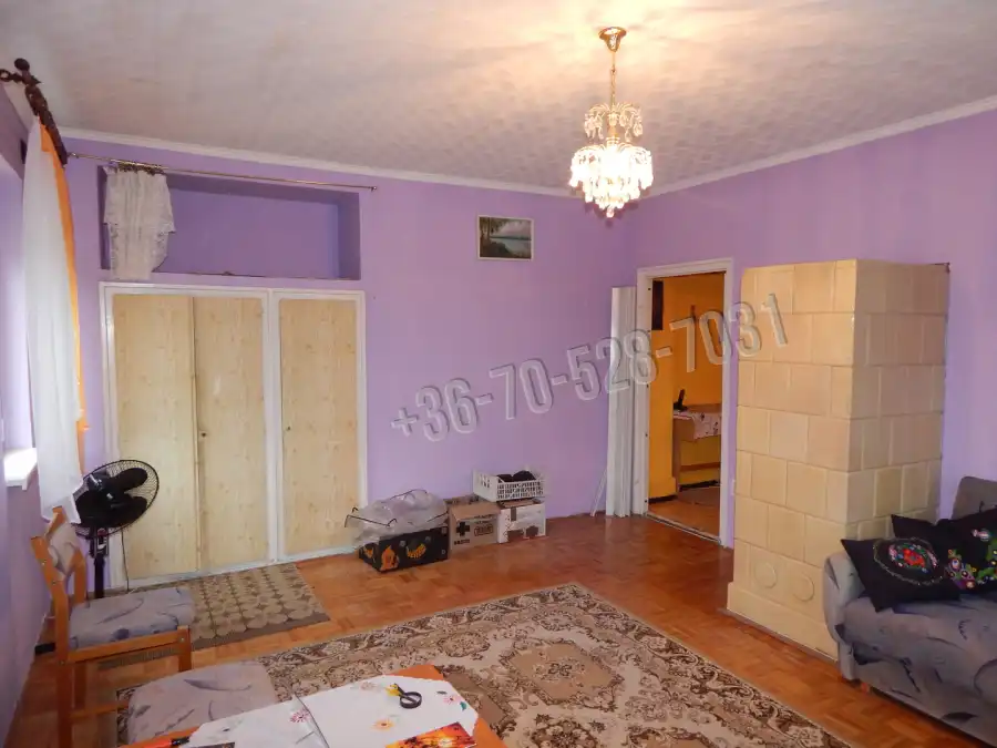 eladó téglalakás, Oroszlány