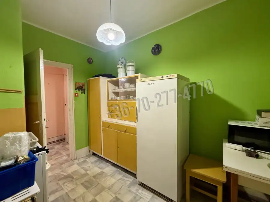 eladó téglalakás, Oroszlány