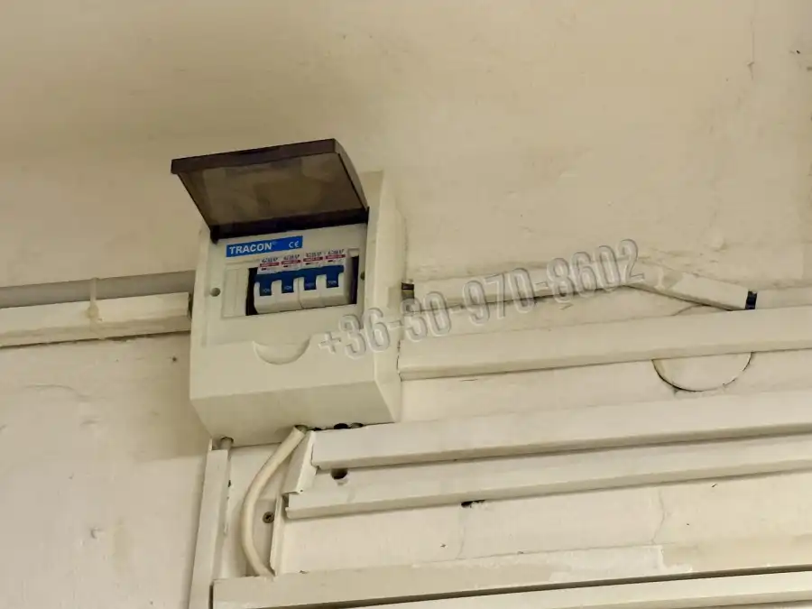 eladó téglalakás, Oroszlány