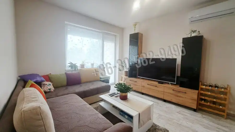 eladó téglalakás, Polgárdi