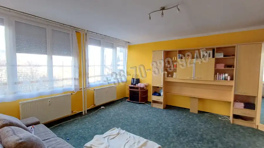 eladó téglalakás, Salgótarján