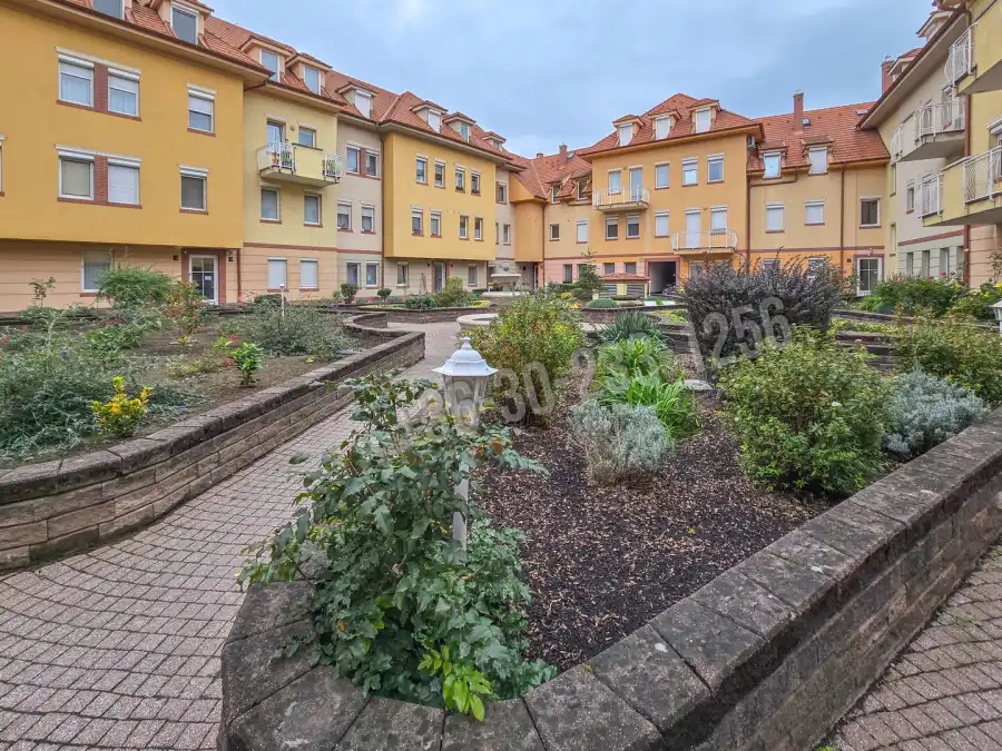 eladó téglalakás, Sopron