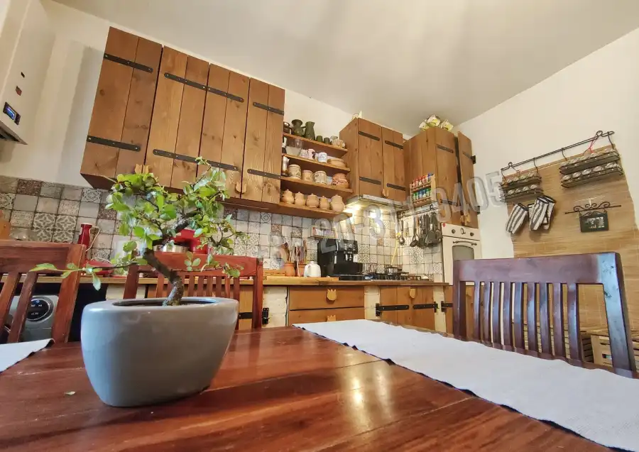 eladó téglalakás, Szeged