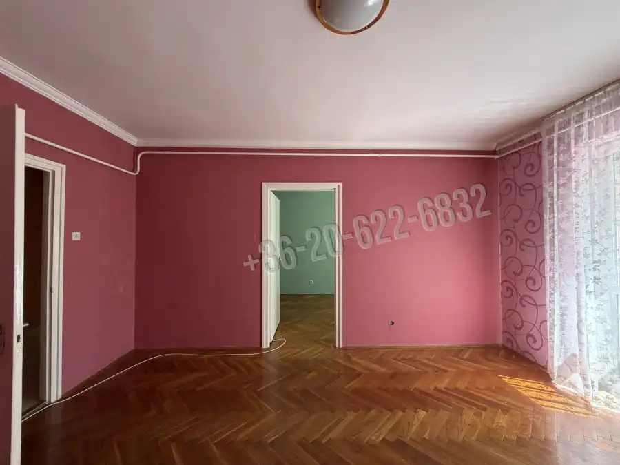eladó téglalakás, Székesfehérvár