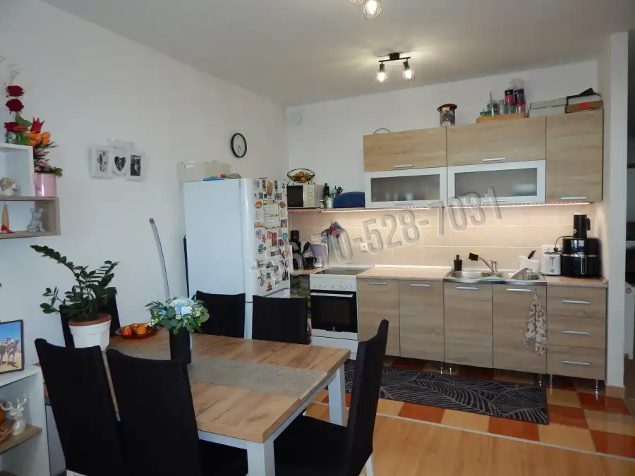 eladó téglalakás, Tatabánya