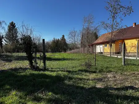 eladó telek, Dömsöd