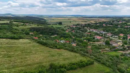 eladó telek, Kosd