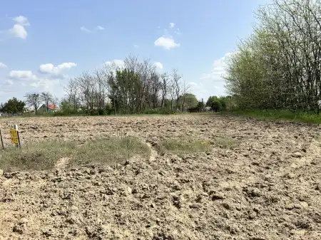 eladó telek, Lajosmizse