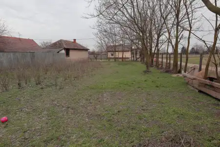 Eladó telek, Sándorfalva 494 m² 11.5 M Ft