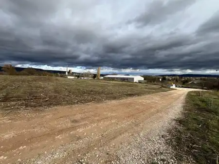 eladó telek, Tatabánya