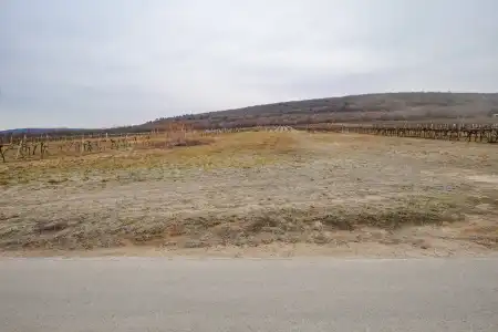 eladó telek, Telki
