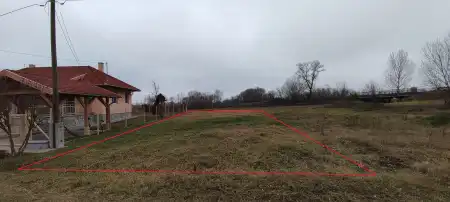 eladó telek, Tóalmás