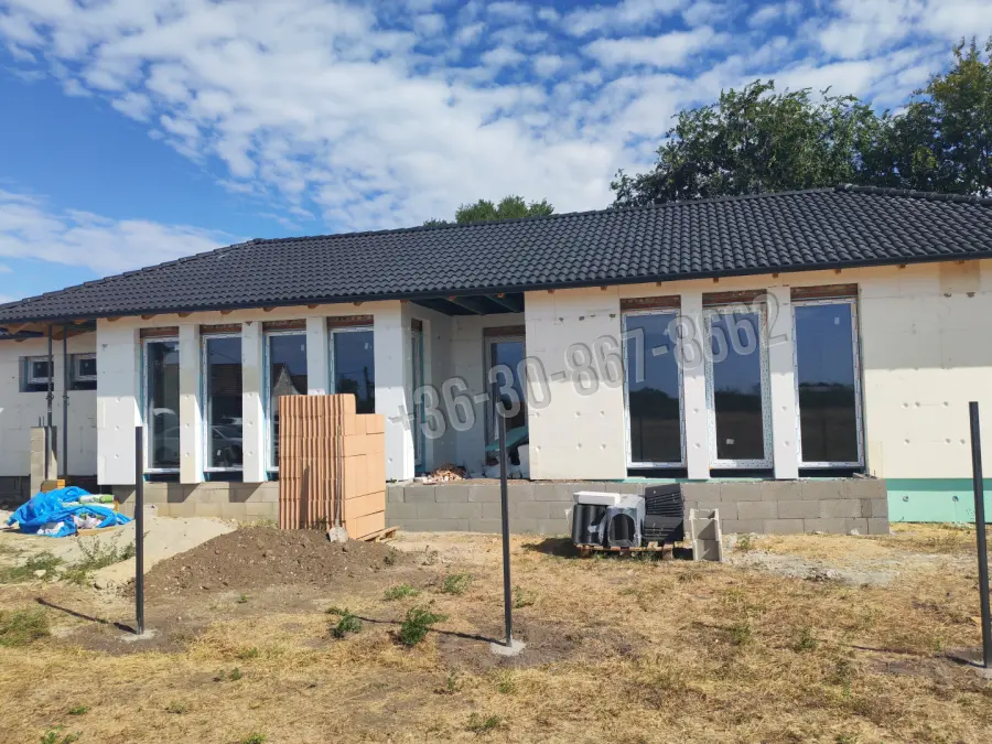 eladó új építésű családi ház, Adony