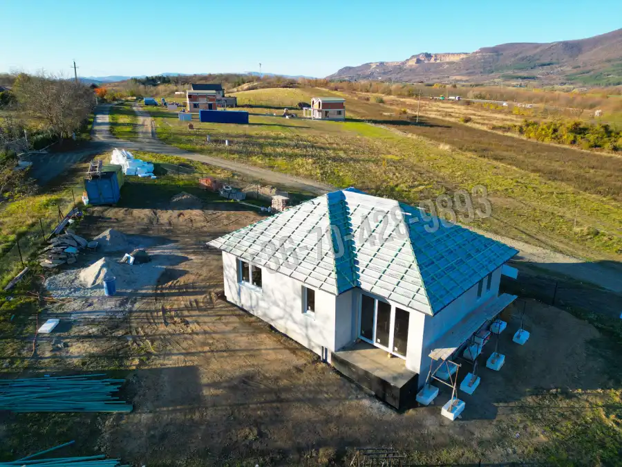 eladó új építésű családi ház, Vác