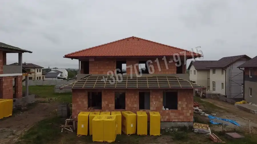 eladó új építésű házrész, Nagytarcsa