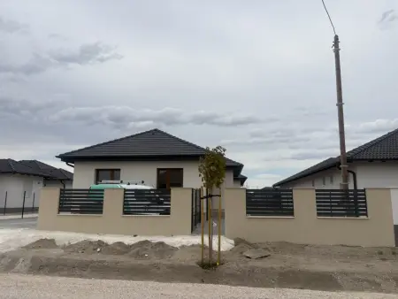 eladó új építésű ingatlan, Dunavarsány