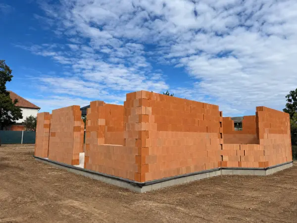 Eladó új építésű ingatlan, Kartal 5 szoba 125 m² 99.9 M Ft