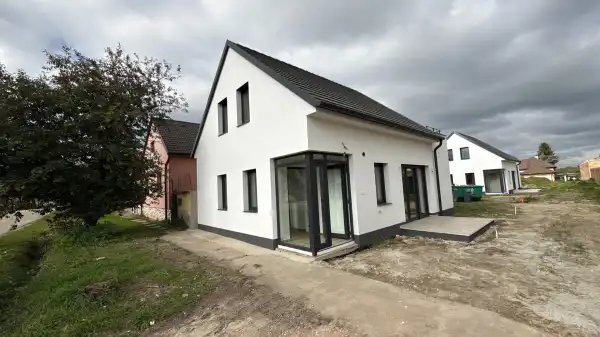Eladó új építésű ingatlan, Levél 4 szoba 92 m² 90 M Ft