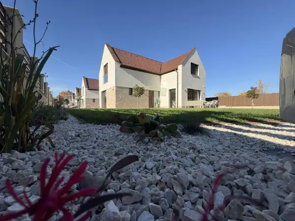 Eladó új építésű ingatlan, Majosháza 5 szoba 137 m² 130 M Ft