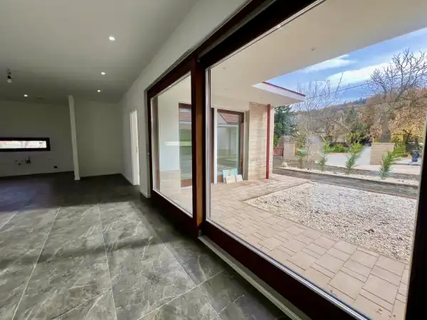 Eladó új építésű ingatlan, Nagykovácsi 6 szoba 217 m² 294 M Ft