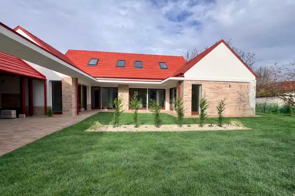 Eladó új építésű ingatlan, Nagykovácsi 6 szoba 217 m² 294 M Ft