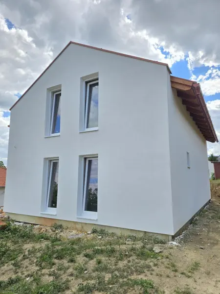 eladó új építésű ingatlan, Pécs