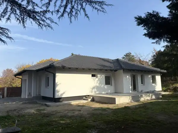 Eladó új építésű ingatlan, Szigetszentmiklós 5 szoba 149 m² 129 M Ft