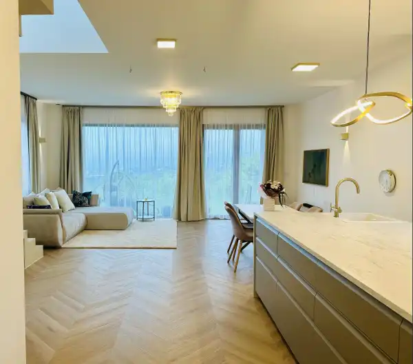 Eladó új építésű ingatlan, Vác 5 szoba 160 m² 150 M Ft