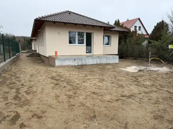 Eladó új építésű ingatlan, Veresegyház 5 szoba 110 m² 104.9 M Ft