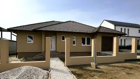 eladó új építésű ingatlan, Veresegyház