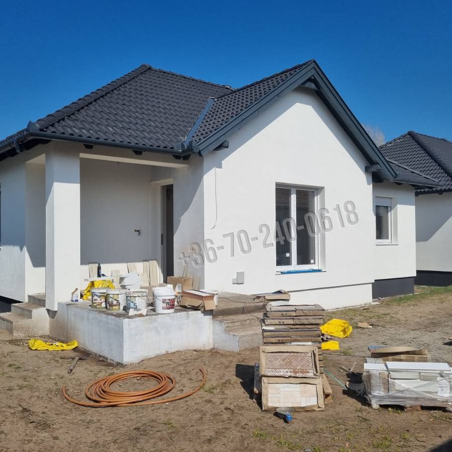 eladó újépítésű családi ház, Monor