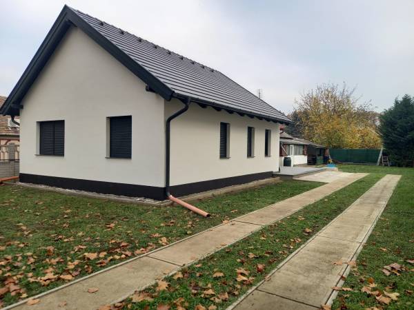 eladó újépítésű ingatlan, Berekfürdő