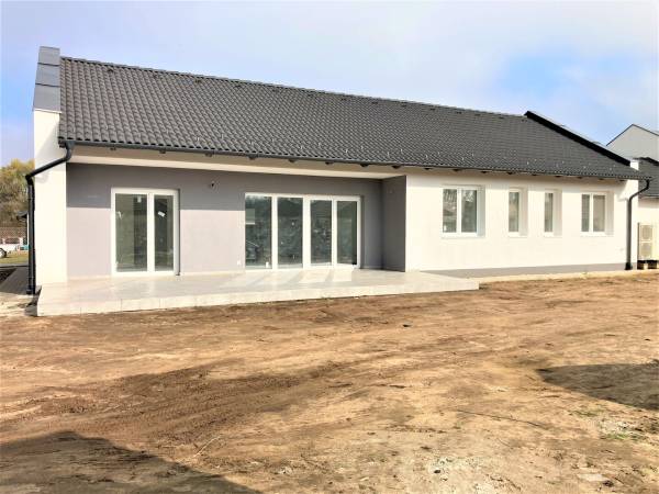 eladó újépítésű ingatlan, Szada