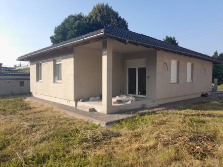 eladó újépítésű ingatlan, Tököl
