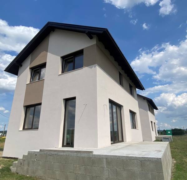 eladó újépítésű ingatlan, Vácrátót