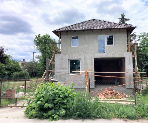 eladó újépítésű ingatlan, Veresegyház