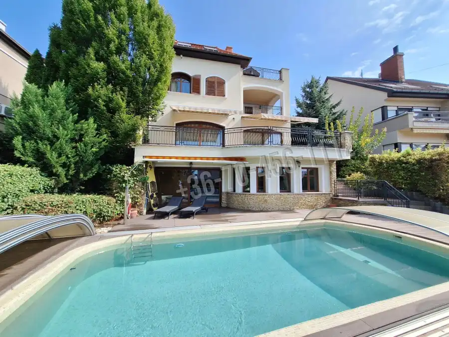 eladó újszerű családi ház, Budapest, XII. kerület