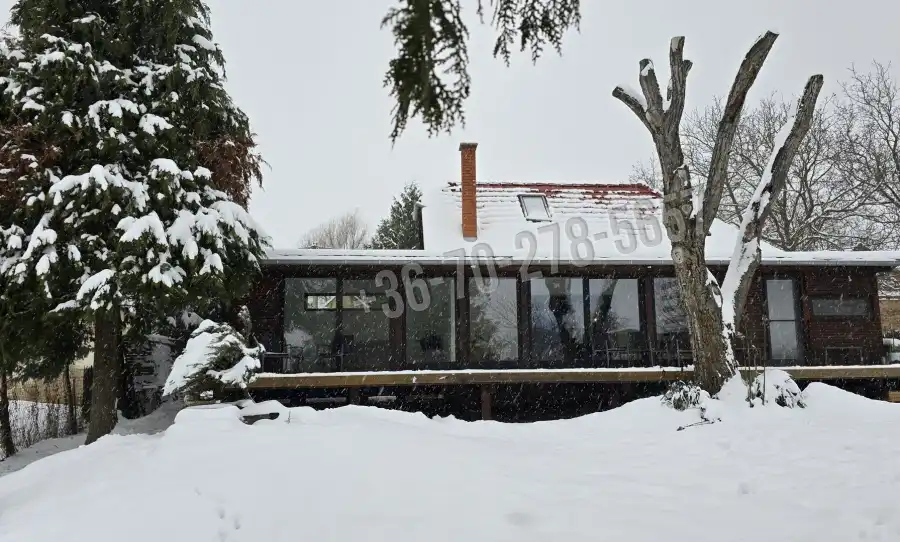 eladó újszerű családi ház, Nyugotszenterzsébet