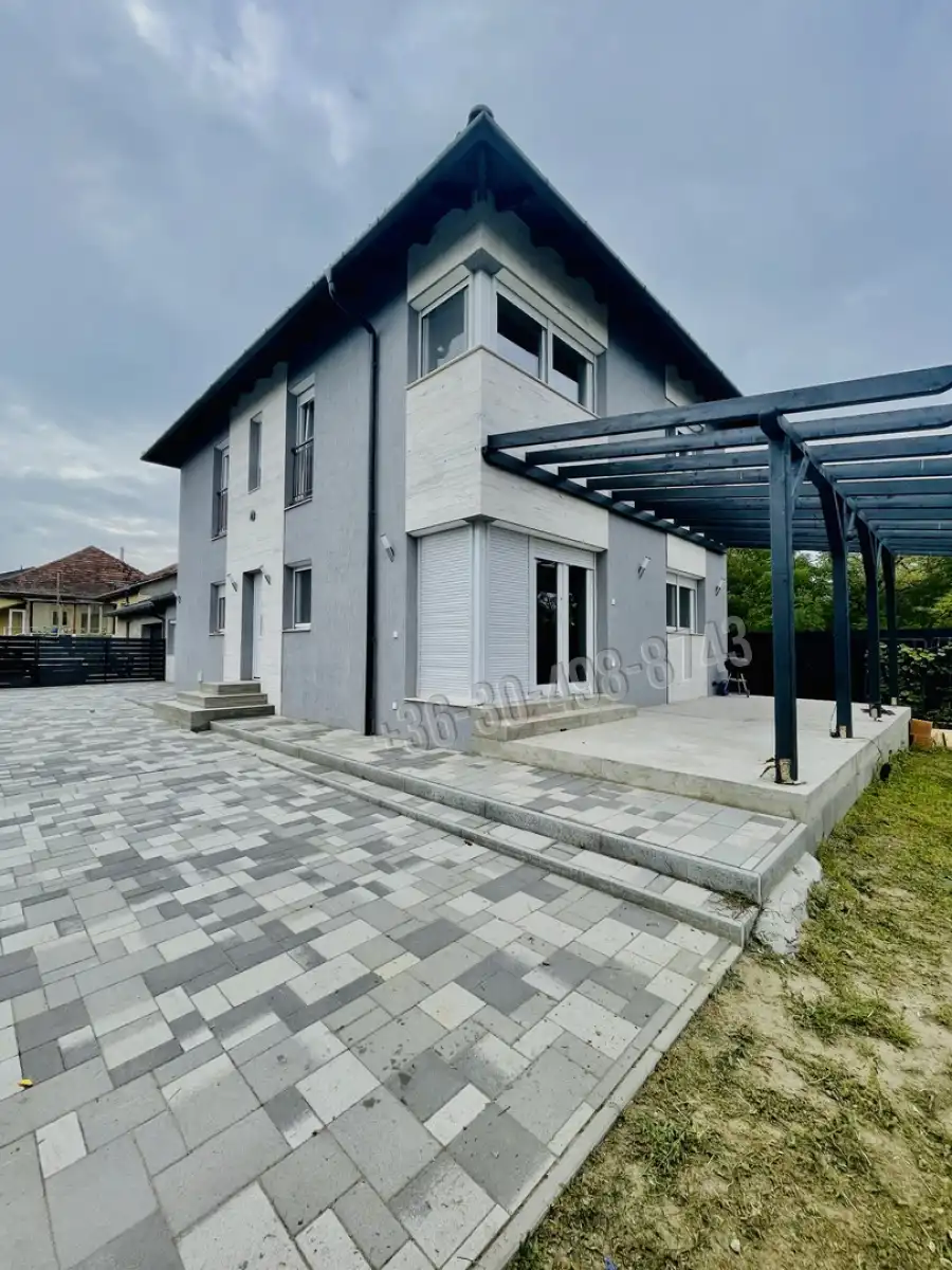 eladó újszerű ikerház, Dunaharaszti