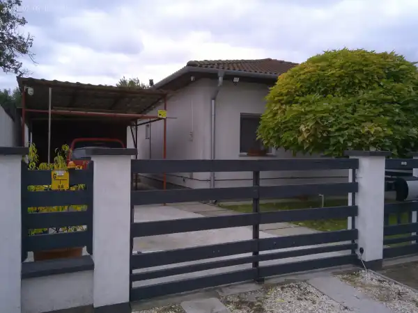 Eladó újszerű ingatlan, Albertirsa 3 szoba 63 m² 54.9 M Ft
