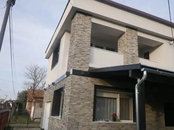 Eladó újszerű ingatlan, Albertirsa 3 szoba 175 m² 85 M Ft