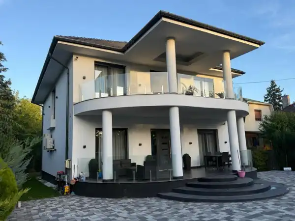 Eladó újszerű ingatlan, Budapest, III. kerület 3+2 szoba 240 m² 290 M Ft