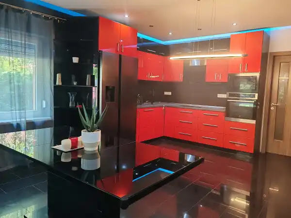 Eladó újszerű ingatlan, Budapest, XXI. kerület 4+1 szoba 140 m² 135.5 M Ft