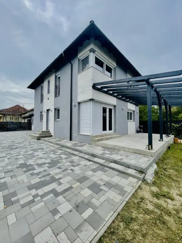 Eladó újszerű ingatlan, Dunaharaszti 5 szoba 149 m² 137 M Ft