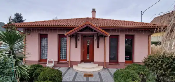 Eladó újszerű ingatlan, Dunaharaszti 3 szoba 164 m² 119.9 M Ft