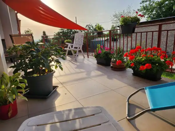 Eladó újszerű ingatlan, Érd 6 szoba 161 m² 147.9 M Ft