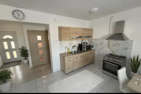 Eladó újszerű ingatlan, Gávavencsellő 2+1 szoba 90 m² 34.9 M Ft